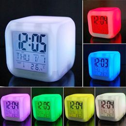 Kinderen wekker klokken multi-funtional kubus 7 kleur led veranderen digitale gloeiende ochtendwarmklok