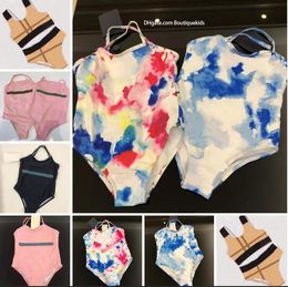 Kinderbabyontwerper één-stuks bikini bodysuit zwempakbrief geprinte kinderen meisje badkleding badkleding badkleding