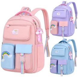 Sacs à dos pour enfants pour Macaron Color Girls School Bookbag pour sac à dos adolescent mignon sac d'école à pochettes multiples et pendentif arc-en-ciel 240314
