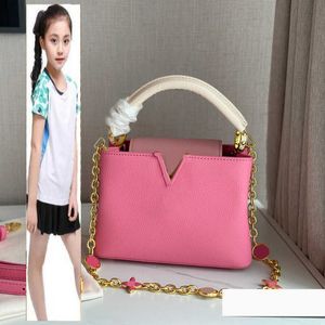 Sacs pour enfants Brand de luxe CC Sac Femmes Pink Calfskin Top Handle Handle Totes Sacs Sacs TwotOne Purse Mini Multi Pochette Tendances de rue en plein air