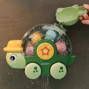 Kinderbadspeelgoed voor baby 0-3 jaar oude meisjes jongens schildpad Waterwiel met zuignap Badkamer speelgoed voor kinderen peuter 240423