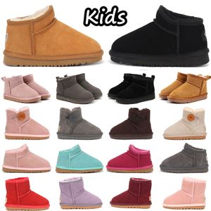 Bottes pour enfants Bottes pour tout-petits Australie Botte de neige Designer Enfants Hiver Classique Ultra Mini Boot Chaud Bébé Fourrure Booty Garçons Filles Cheville Demi-Enfant Bottines en daim