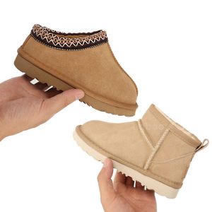 Kinderlaarzen uggskids Tasman II Tazz Slippers Baby Kastanje Slippers Schapenvacht ugg Ultra Mini snowboots Wintermuiltjes Wol Jongens Meisjes Enkelbont ug Laarsjes Kinderschoenen