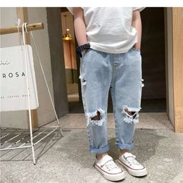 Kids Boys Summer gescheurde nieuwe mode kinder baby losse casual jeans broek jongen en meisje broek L2405