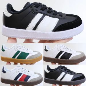 Casual schoenen voor kinderen 2024 Sneakers Designer Wandelen Peuterschoen Kleuters Kinderen Jeugd Grote kinderschoen Peuters Preshcool Runner Gum Trainers