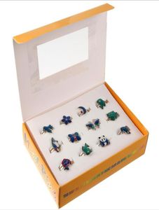 Kids Christmas présente des animaux de dessins animés mixtes 12pcs Anneaux Mood Rings Butterfly, Heart, Peace Dove Fashion Rings Bijoux, y compris Box2294913