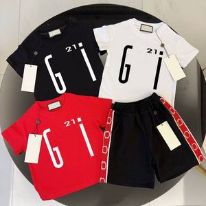 Kinderkleding Baby Sets jongensmeisjes set peuter kinderjongen t-shirt tee shorts set rood witte zwarte zomer kleding sets maat 90-150