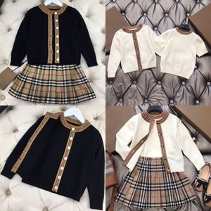 Kids Herfst Lente sets kleding Designer Meisjes Casual baby set shorts meisje Lange mouwen vest plooirok 100-160 v9mu #