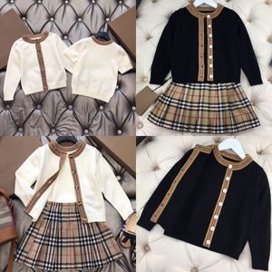 Kinderkleding Meisjes Casual Herfst Lente sets Designer baby set shorts meisje Lange mouwen vest plooirok 100-160 37iY #