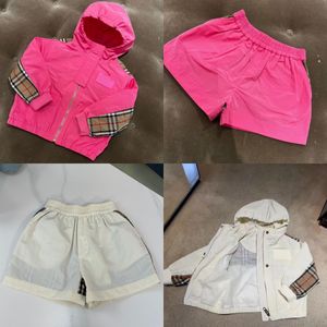 Vêtements pour enfants Designer Girls Casual Automne Printemps Ensembles Crème solaire garçons bébé ensemble fille cardigan à manches longues jupe plissée 100-140