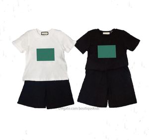 Ensemble de vêtements pour enfants Designer bébé fille T-shirts shorts d'été Vêtements d'été