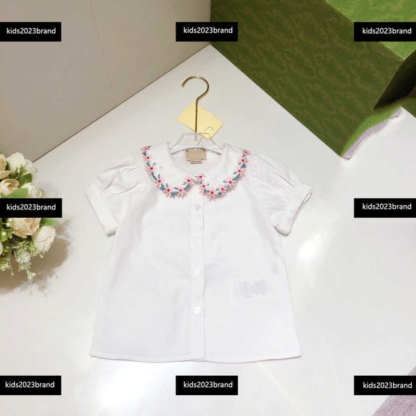 Vêtements pour enfants Chemise à col fleuri pour bébé Blouses Produits de mode d'été Fleurs brodées à l'encolure chemise Taille 100-160 CM Mar28