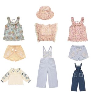 Kinderkledingset 2023 Zomer Strafina LM Meisjes Hoed Shirt Overall Ins Baby Top Shorts Prinses Borduren Tank Korte Broek Cap 240323