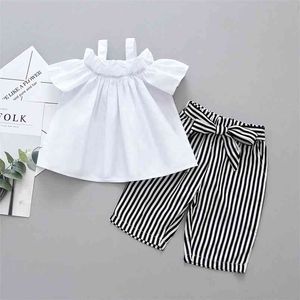Conjuntos de ropa para niños Sling Top + Pantalones recortados de pierna ancha a rayas Traje de 2 piezas Traje de vestido para niños para niñas 210528