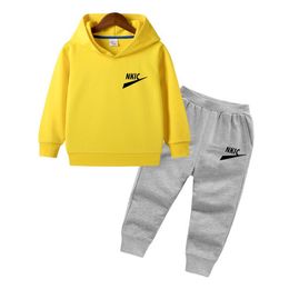Kids Cotton Jogging Suit Brand Sets jongens buitenlopende sport tienerkleding set honkbal truishirt broek kinderen tracksuit high kwaliteit