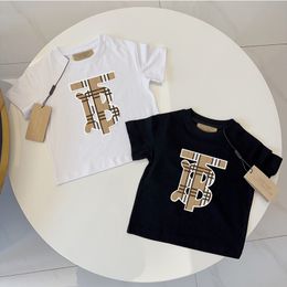 merkkleding voor kinderen Baby T-shirts voor kinderen met korte mouwen Tops Baby Jongens Luxe shirts Meisjesmode Letter-t-shirts Chilsrens Casual Letter Bedrukte kleding T-shirts AAA