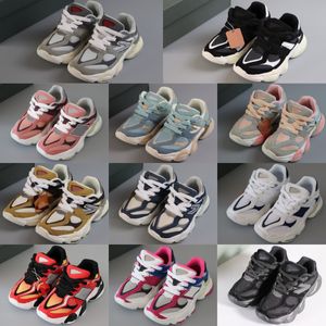 Kids Sneakers Designer 9060s Toddler NB Chaussures de course Kid Youth Trainers Noirs blancs Big Boys Girls Childre