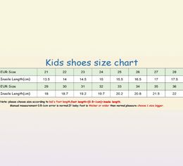 Enfants chaussures de créateur garçons filles mode maille respirant 2020 haute qualité chaussures garçons nouveau Sport décontracté Style baskets2820516