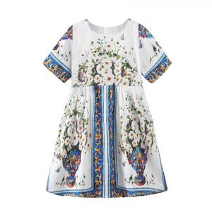 Robe pour enfants 2024 Nouvelle robe de style bohème de fille d'été robe de mode imprimée bébé vêtements pour enfants