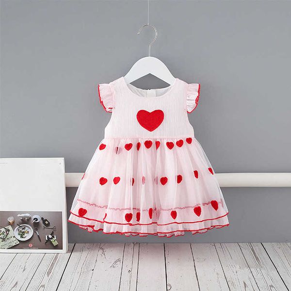 Robes pour enfants pour vêtements de printemps bébé bébé doux robe princesse robe bébé fille robe de bal avec coeur 0-4Y Q0716