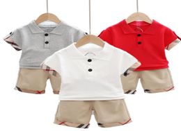 Moda para niños 2022 New Boy Set Baby Boys Traje Algodón Verano Casual Outing Ropa Top Shorts 2PCS Ropa para niños039s Infa8244154