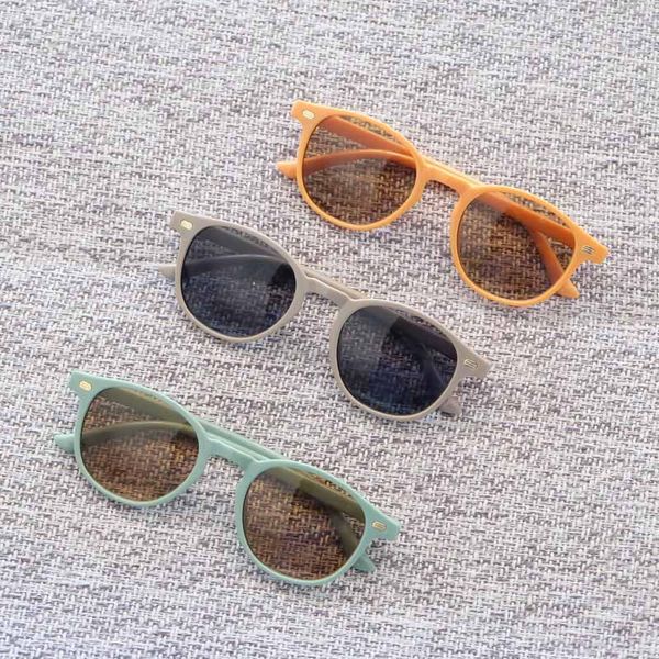 Gafas de sol de moda para niños Diseñador simple Chicas Niños Marco cuadrado ovalado Gafas lindas 7 colores al por mayor