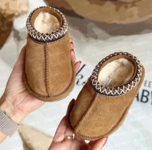 Kinderen echte lederen peuter tazmans slippers tazz babyschoenen bontglaasjes ultra mini laars winter muildieren slip-on wol kleine grote waterdichte katoenschoenen maat 18-34