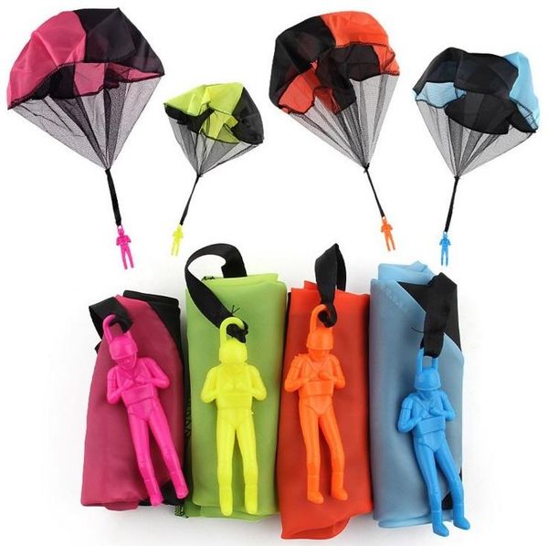 Sportspeelgoed voor kinderen Handgooien mini-parachute met soldaat Buitensporten Speelspeelgoed 4 kleuren Educatief voor kinderen