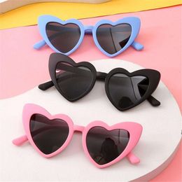 Kids Heart Vintage hartvormige peuter zonnebrillen schattige roze jongens meisjes buitenkinderen cartoon brillen voor 3-9 jaar L2405