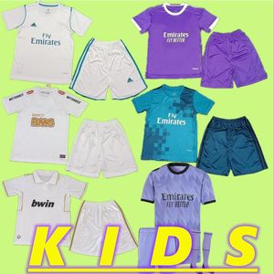 Kit para niños 11 12 Real Madrid Santos niños Camisetas de fútbol retro Finales Camiseta de fútbol GUTI SEEDORF RONALDO KAKA BENZEMA 16 17 18 ZIDANE CARLOS NEYMAR JR RAUL kit para niños