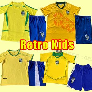 Kindertenues Brazilië voetbalshirts retro shirts Carlos Romario Ronaldo Ronaldinho camisa de futebol BraziLS RIVALDO ADRIANO 1998 98 2002 02 kind 2004 1994 04 94
