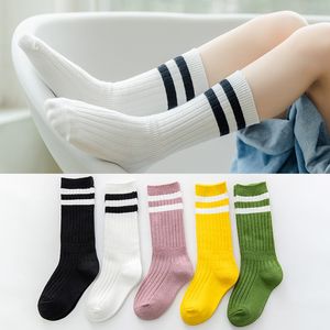 Chaussettes hautes pour enfants, chaussettes longues en coton respirant à rayures Kint pour garçons et filles, chaussettes d'école noires et blanches 1-9 ans 220611