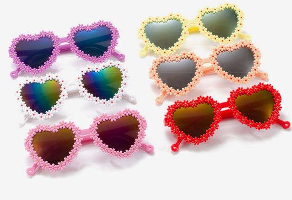 Les enfants aiment les lunettes de soleil Triangle Flower Shades Goggle Eyewear Cute Daisy UV400 Sun Glasse pour garçons