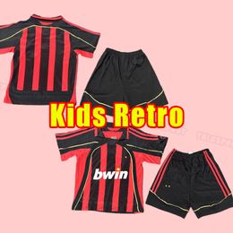 Chemises rétro pour enfants maison maillots de football Gullit Maldini Van Basten football KAKA Inzaghi milan PIRLO SHEVCHENKO BAGGIO Milan 2009 2010 09 10 Taille enfant 16-28