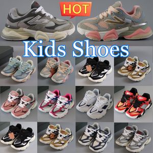 Chaussures de course pour enfants 9060 baskets pour tout-petits garçons filles formant designer coureur chaussure de mer sel arctique gris quartz plume nuage bricks noir blanc sports