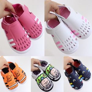 Sandalias para niños Punta cerrada Verano Agua Zapatos para niños Niños pequeños Niños Slip-on Zapatillas de diapositivas al aire libre Chicas jóvenes Zapatillas deportivas ligeras Zapatillas de playa Z3mI #