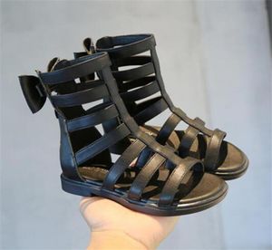 Chaussures d'été design de sandales pour enfants pour bébés filles noir blanc plage pour tout-petits chaussures sandales taille 26-367915122