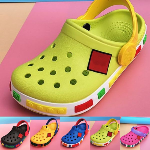 Enfants Sandales Designer Toddlers Croc Trou Pantoufles Clog Garçons Filles Chaussures De Plage Casual Été Jeunesse Enfants Diapositives Boucle Croos Classique Maison Jardin Bla 41pX #