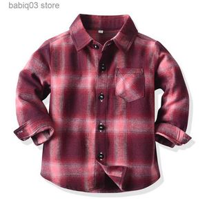 Chemises pour enfants chemise à carreaux décontractée pour enfants 2021 printemps unisexe revers à manches longues simple boutonnage survêtement nouvelle chemise pour enfants T230720
