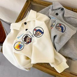 Kinderoverhemden VIDMID Kinderen babyjongens herfstpoloshirt modieus beerborduurwerk trui met lange mouwen losse baby-kindertopjes P4326 02 230620