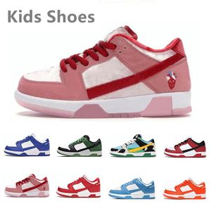 Chaussures pour enfants Athlétique Extérieur Sneaker Panda Blanc Noir Unc Syracuse Triple Rose Enfant En Bas Âge Enfants D'âge Préscolaire Filles Garçons Enfant Bébés Enfant Entraîneur Baskets De Sport GAI