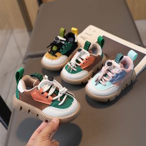 Kinderschoenen Herfst Nieuwe kindersportschoenen Veterschoenen Casual schoenen voor jongens en meisjes Koreaanse versie Kleuraanpassing Mode Baby Peuterschoenen Maat 21-30