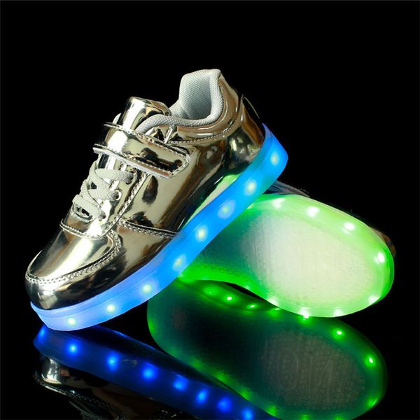 Zapatos para niños Niños Niños Niñas Zapatillas deportivas Venta caliente Luces LED Zapatillas deportivas para niños Calidad Moda Desodorización Zapatos de ocio