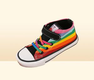 Chaussures pour enfants pour fille automne new enfants039s Hightop Tolevas Chaussures Casual Wild Boys Sneakers Girls Rainbow Chaussures 2012012083893