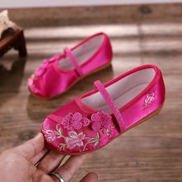 Chaussures pour enfants pour fille pour enfants broderie à main