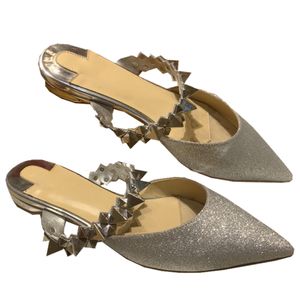 Sandalias de diseñador Mujeres Tacones altos Diapositivas Zapatos de lujo para mujer Bombas de cuero genuino Lady Slipper Wedding Globalkidsshoes