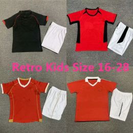 Kindergrootte retro voetbal jerseys Ronaldo Giggs Scholes 2010 2012 2013 2014 2015 2015 2018 2019 Van Persie Vintage 10 11 12 13 14 18 19 van Persie