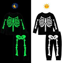 Skeleton pyjama voor kinderen Halloween Pjs Peuter Jongens Meisjes Eenhoorn Glow in The Dark Nachtkleding Baby Carnaval Kleding Set 2 STUKS 231226