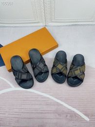 Kids Slipper Sandales plates Été enfants mode pantoufles douces bébé filles garçons authentique chaussures en cuir