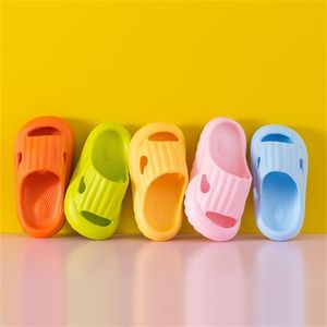 Pantoufles pour enfants protègent les orteils été enfant en bas âge enfants garçons filles bébé semelle souple chaussures antidérapantes 220425